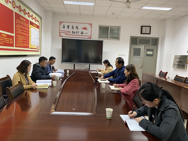 862e9a5d070b444991d7d0de23f5120a.jpg 校党史学习教育指导组来学院指导走访.jpg